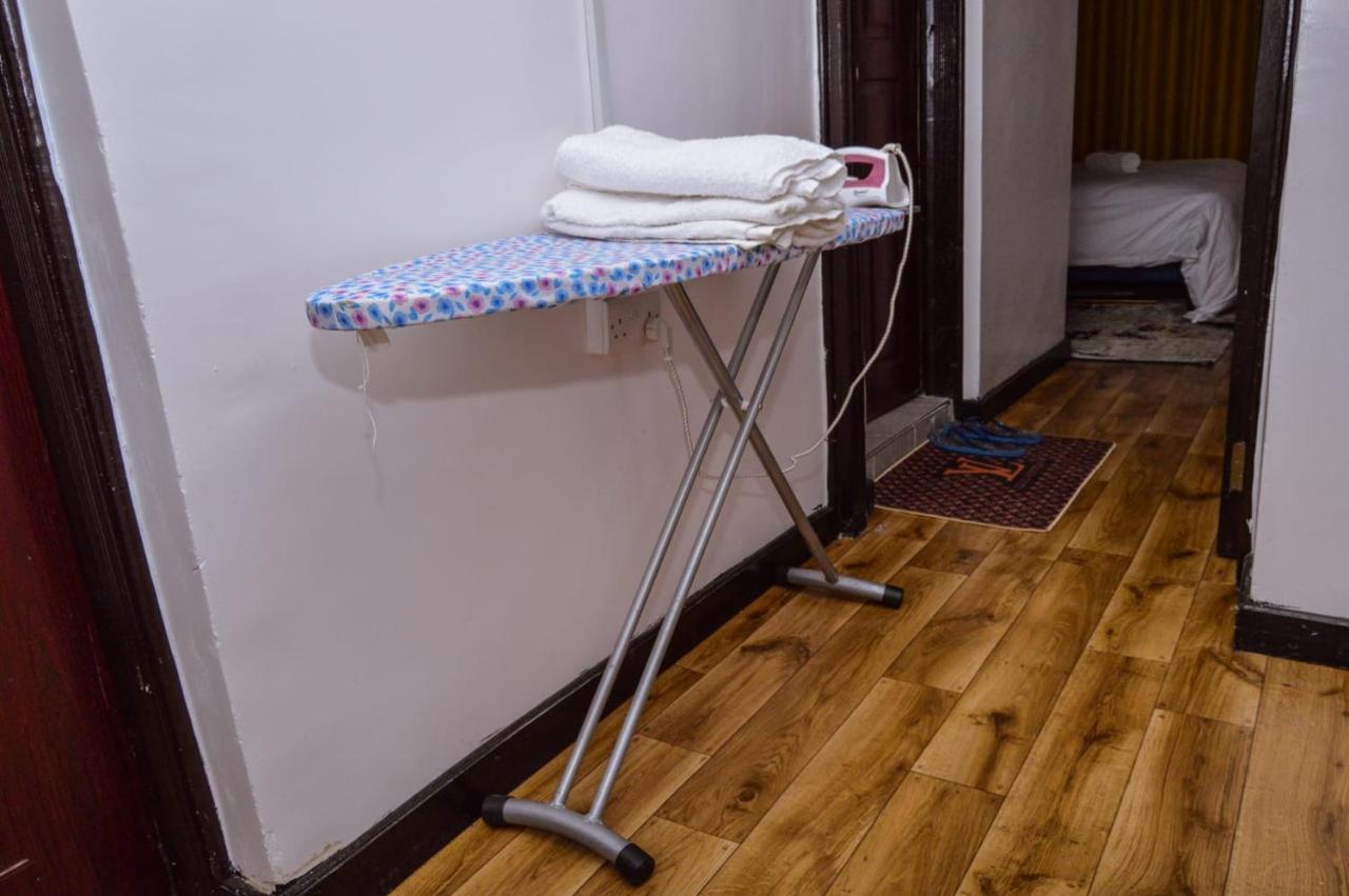 Jacky'S Fully Furnished Apartments Nakuru Zewnętrze zdjęcie